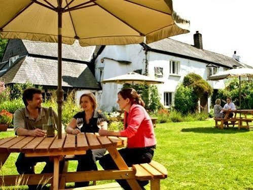 The Nobody Inn Christow Buitenkant foto
