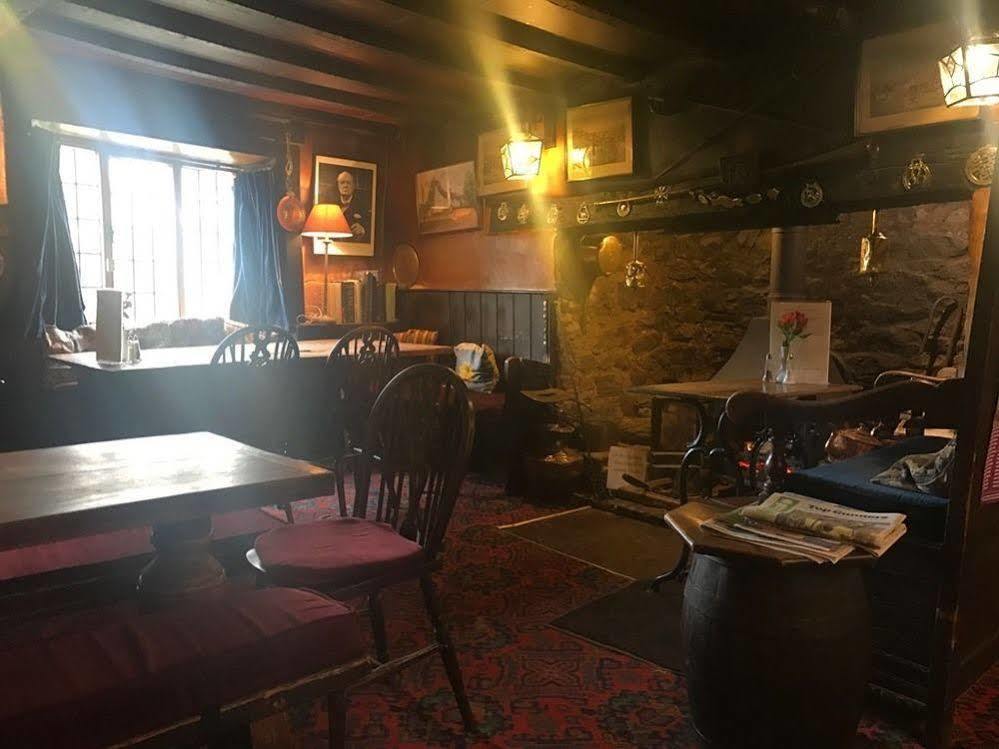 The Nobody Inn Christow Buitenkant foto